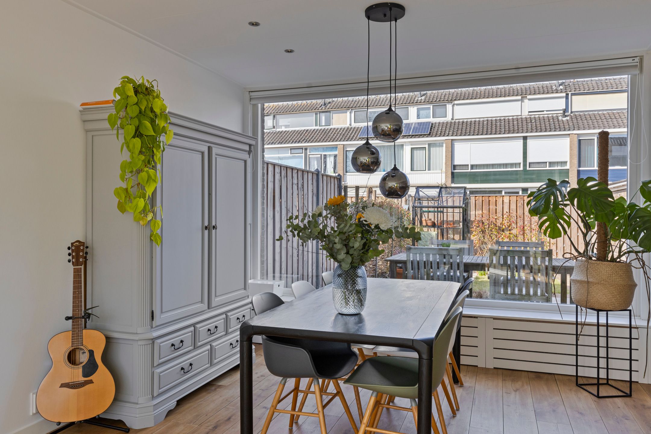 Foto 9 van Warmoeziershof 51