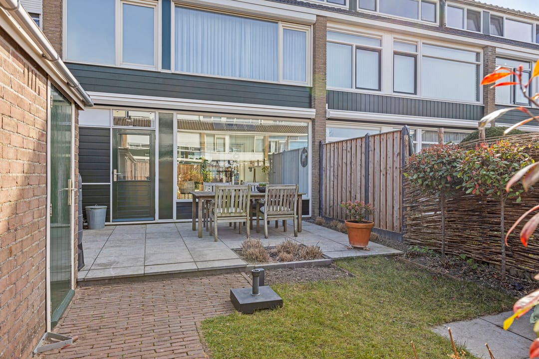 Foto 23 van Warmoeziershof 51