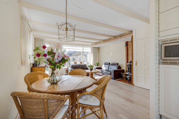 Foto 7 van Esdoornlaan 19