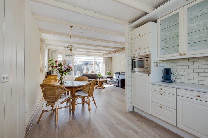 Foto 14 van Esdoornlaan 19