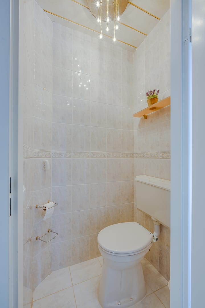 Foto 16 van Esdoornlaan 19