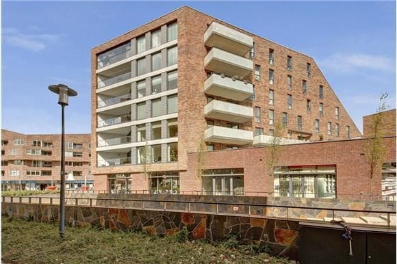 Foto 1 van Marsmanplein 84