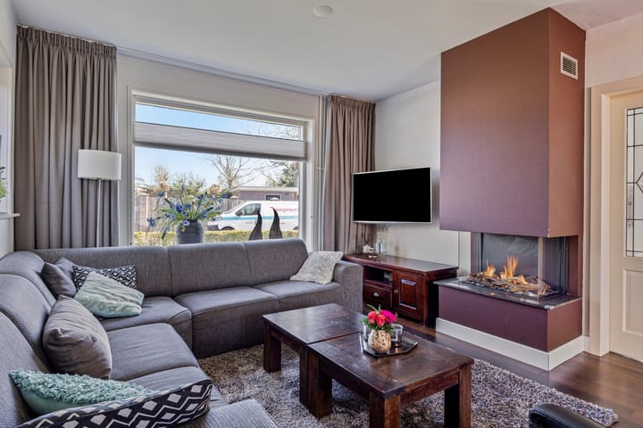 Photo 3 of Nassaustraat 19