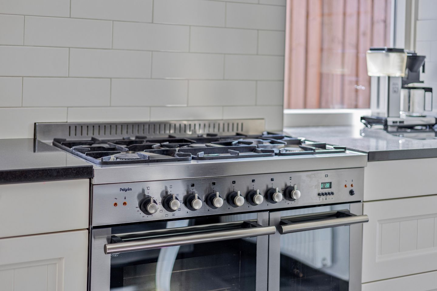 Photo 14 of Nassaustraat 19