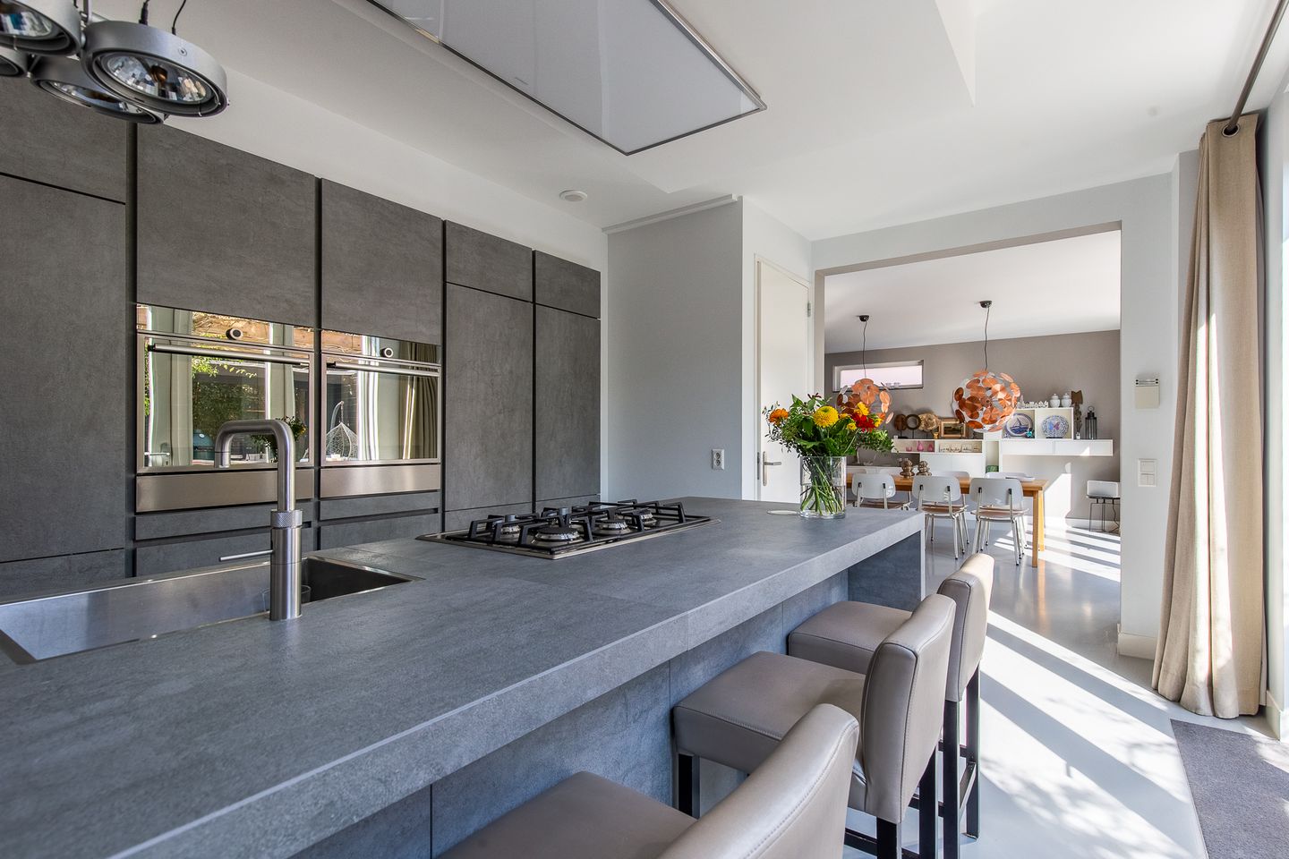 Photo 25 of Johan de Wittlaan 10-C