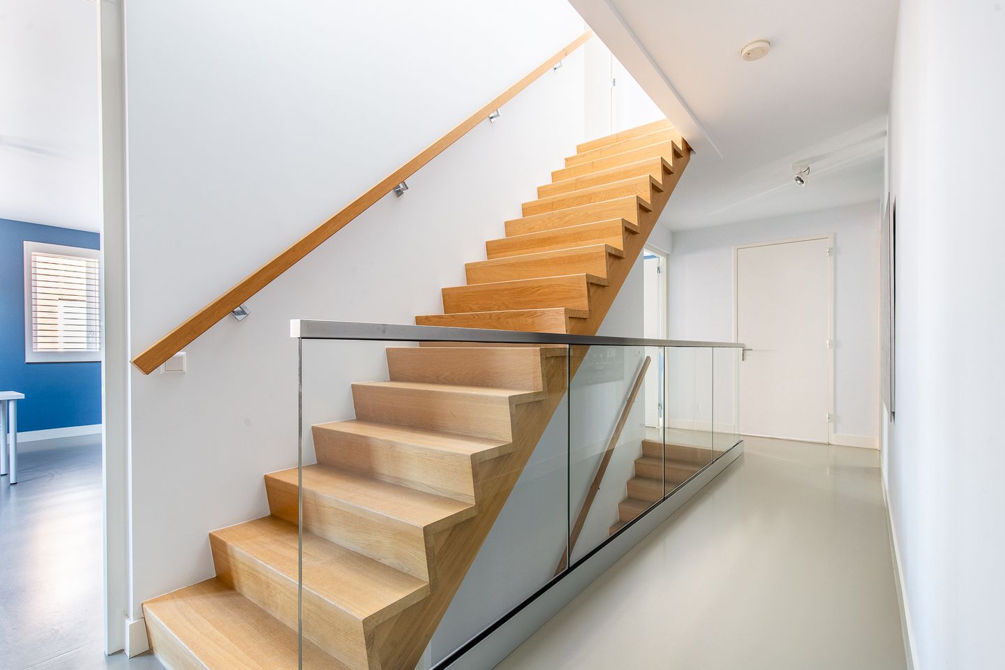 Photo 29 of Johan de Wittlaan 10-C