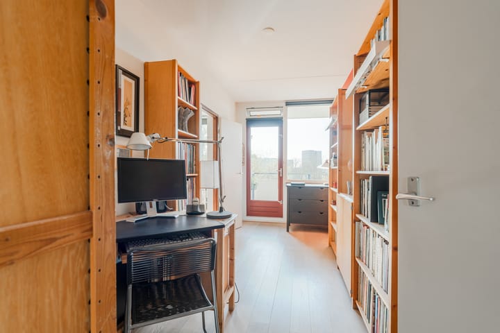 Photo 27 of Martin Luther Kinglaan 612