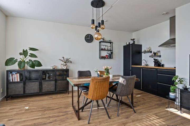 Foto 3 van Bezembinder 43