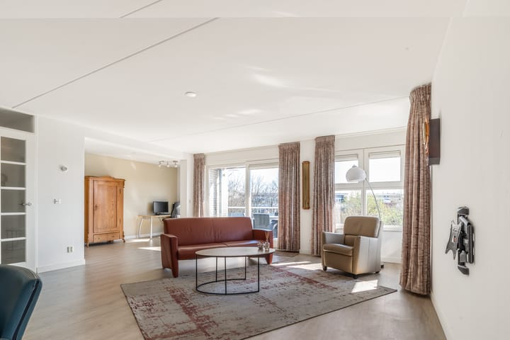 Photo 2 of Petronella Voûtestraat 24