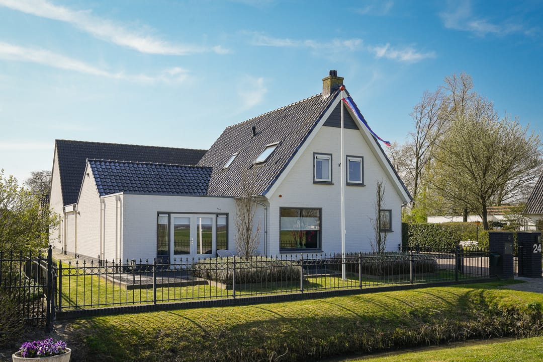 Photo 1 of Heerstraat 24