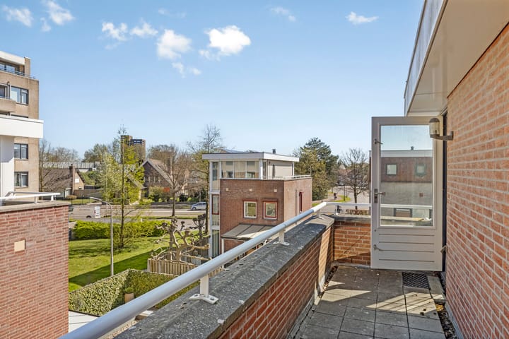 Foto 25 van Van Leeuwenhoeklaan 138