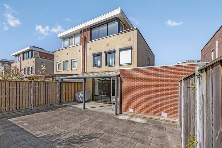 Foto 27 van Van Leeuwenhoeklaan 138