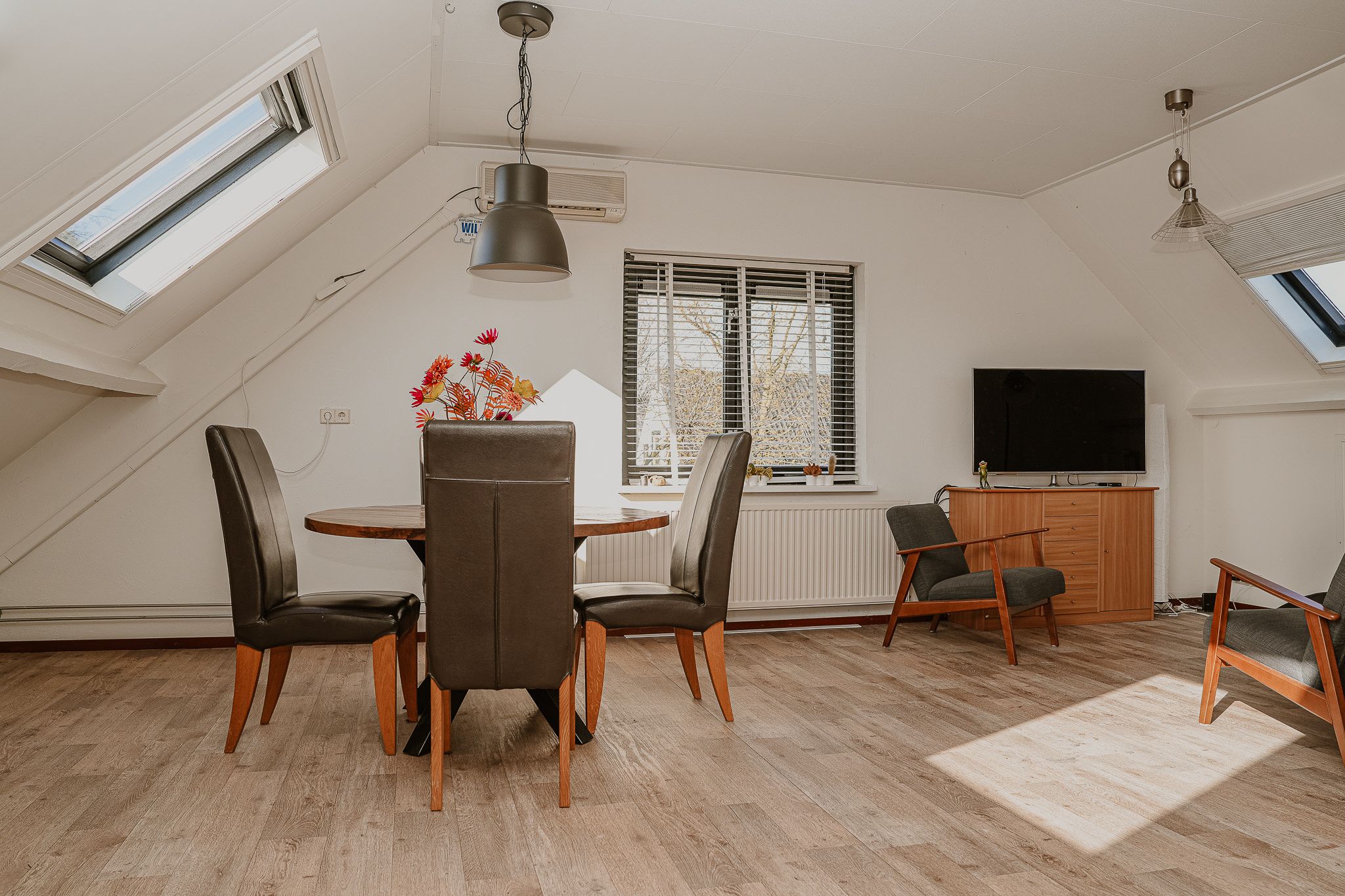 Photo 45 of Heerstraat 24