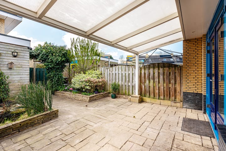 Foto 6 van Regenboog 10