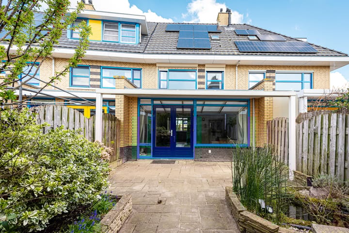 Foto 8 van Regenboog 10