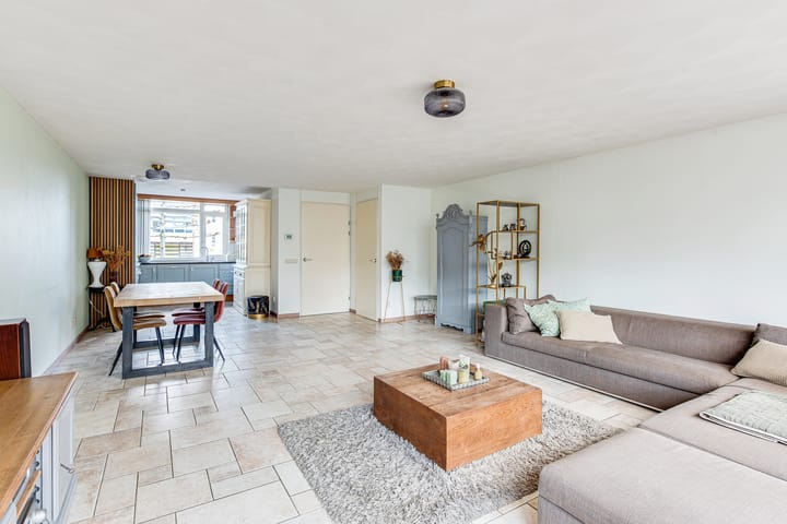 Foto 9 van Regenboog 10