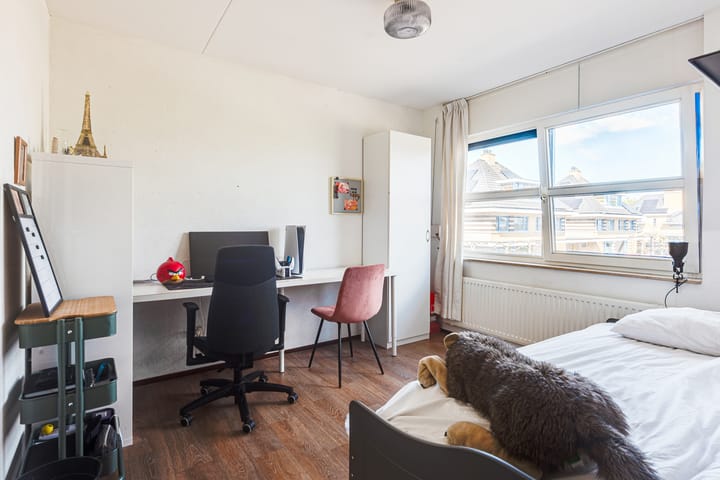 Foto 13 van Regenboog 10