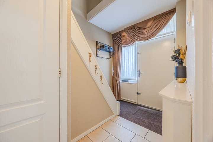 Foto 12 van Midaslaan 16