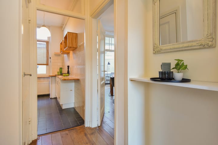 Foto 5 van Newtonstraat 303