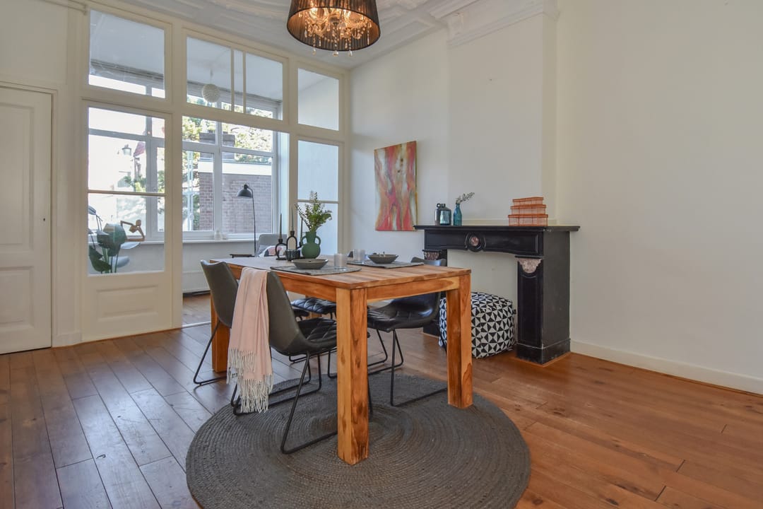 Foto 13 van Newtonstraat 303