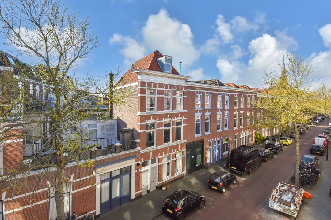 Foto 46 van Newtonstraat 303