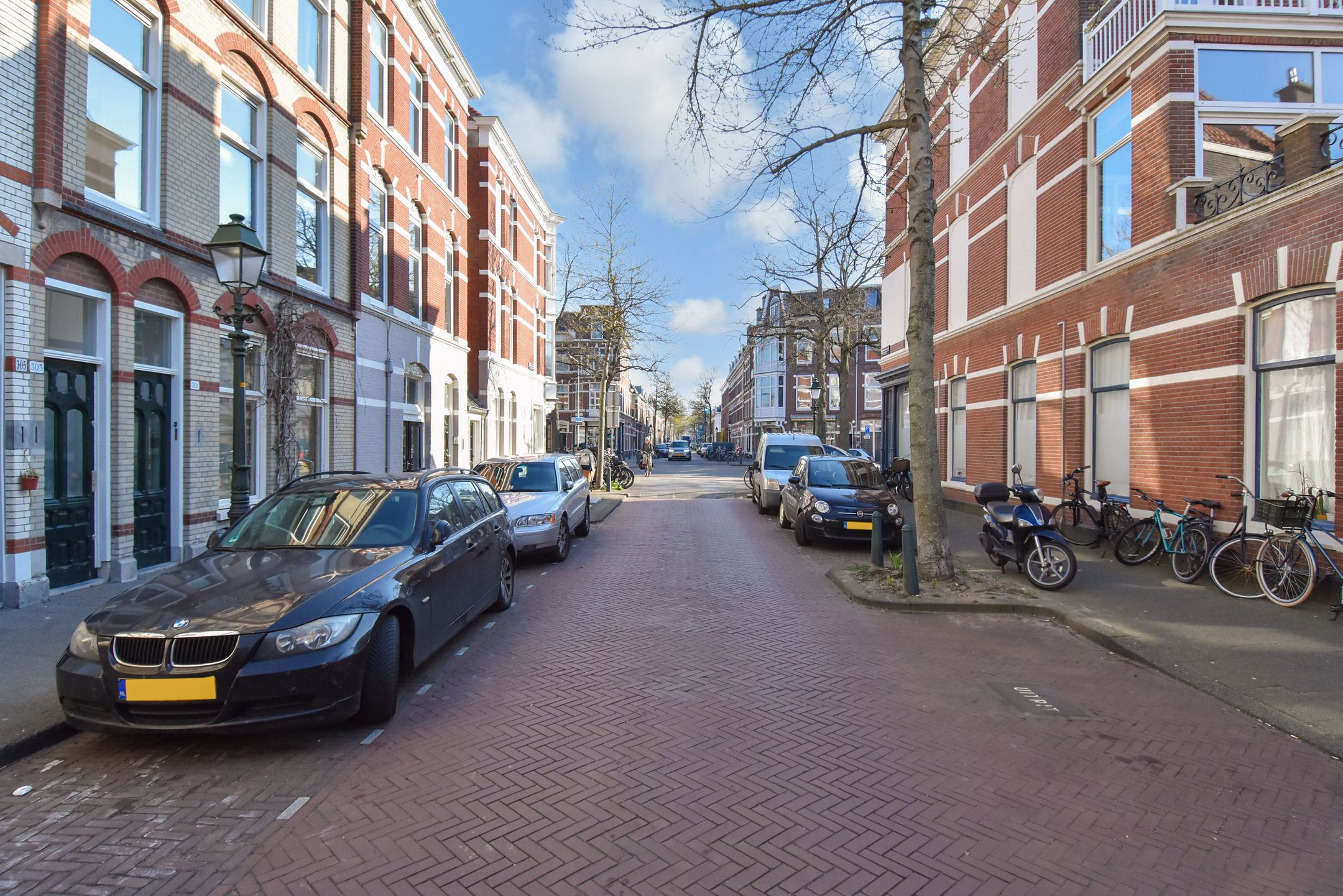 Foto 48 van Newtonstraat 303