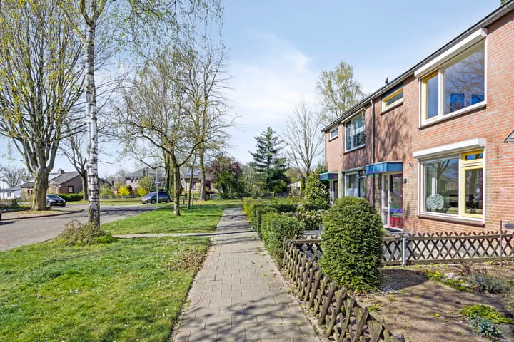 Foto 4 van Kamilleweg 58