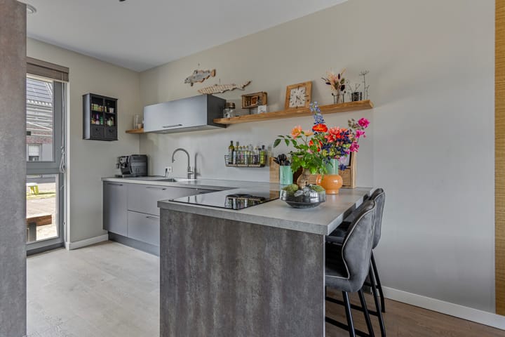 Photo 15 of Hubertshoeve 19