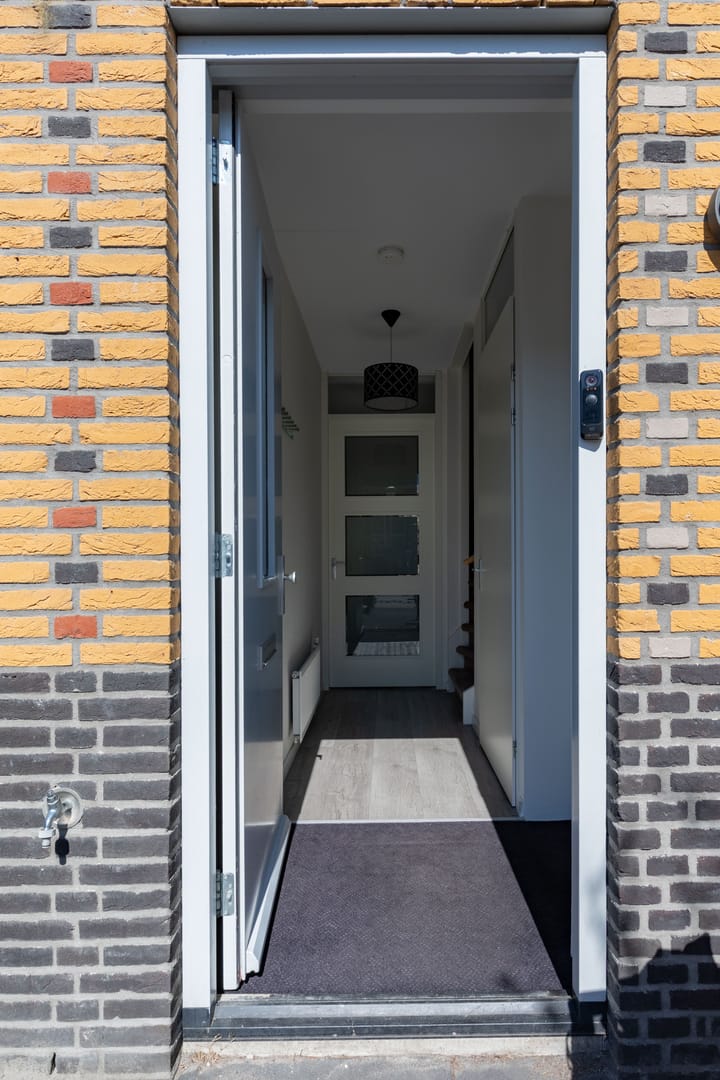 Foto 7 van Straat van Corsica 135