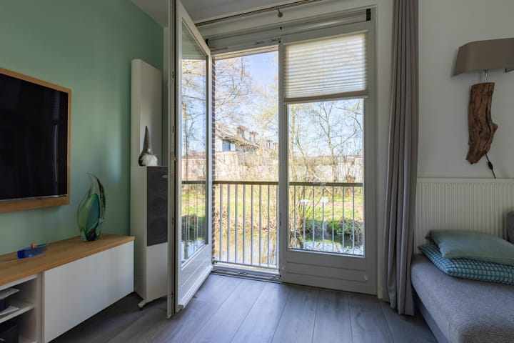 Foto 12 van Straat van Corsica 135