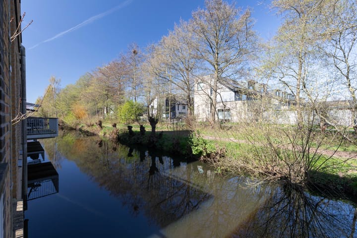 Foto 13 van Straat van Corsica 135