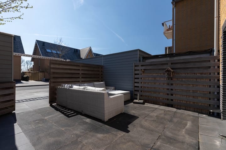 Foto 40 van Straat van Corsica 135