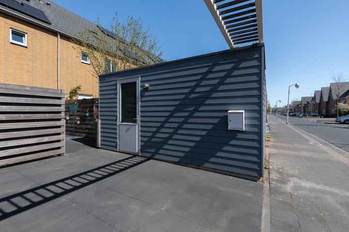 Foto 42 van Straat van Corsica 135