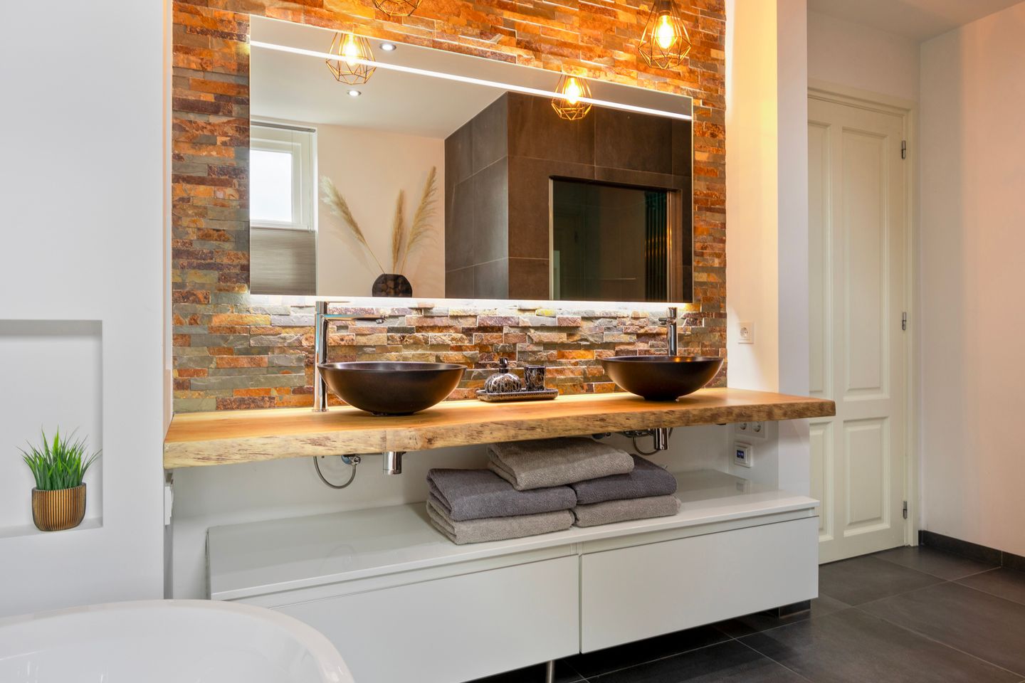 Photo 29 of Provincialeweg 147