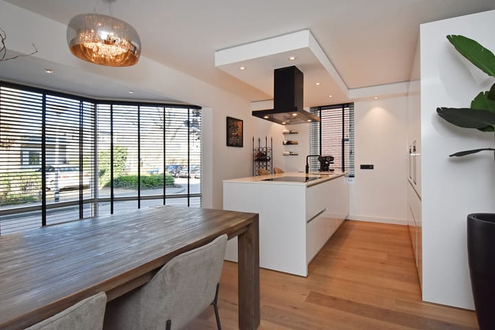 Foto 3 van Koninginnehof 71