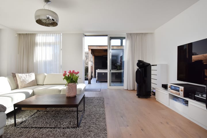 Foto 9 van Koninginnehof 71