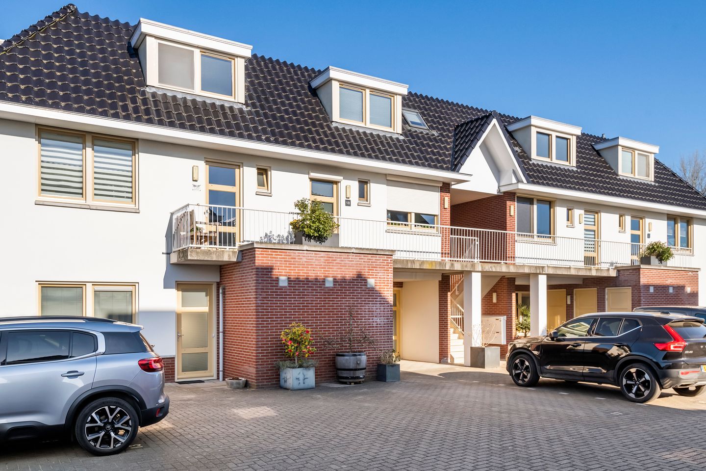 Prinses Beatrixstraat 64-18 main image