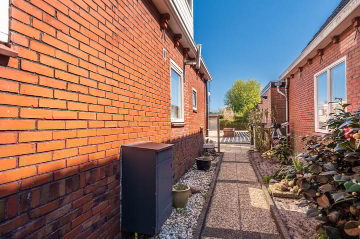 Photo 28 of Dwarslaan 10