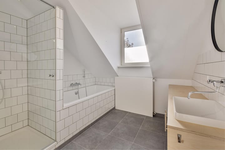 Foto 32 van Voltastraat 40