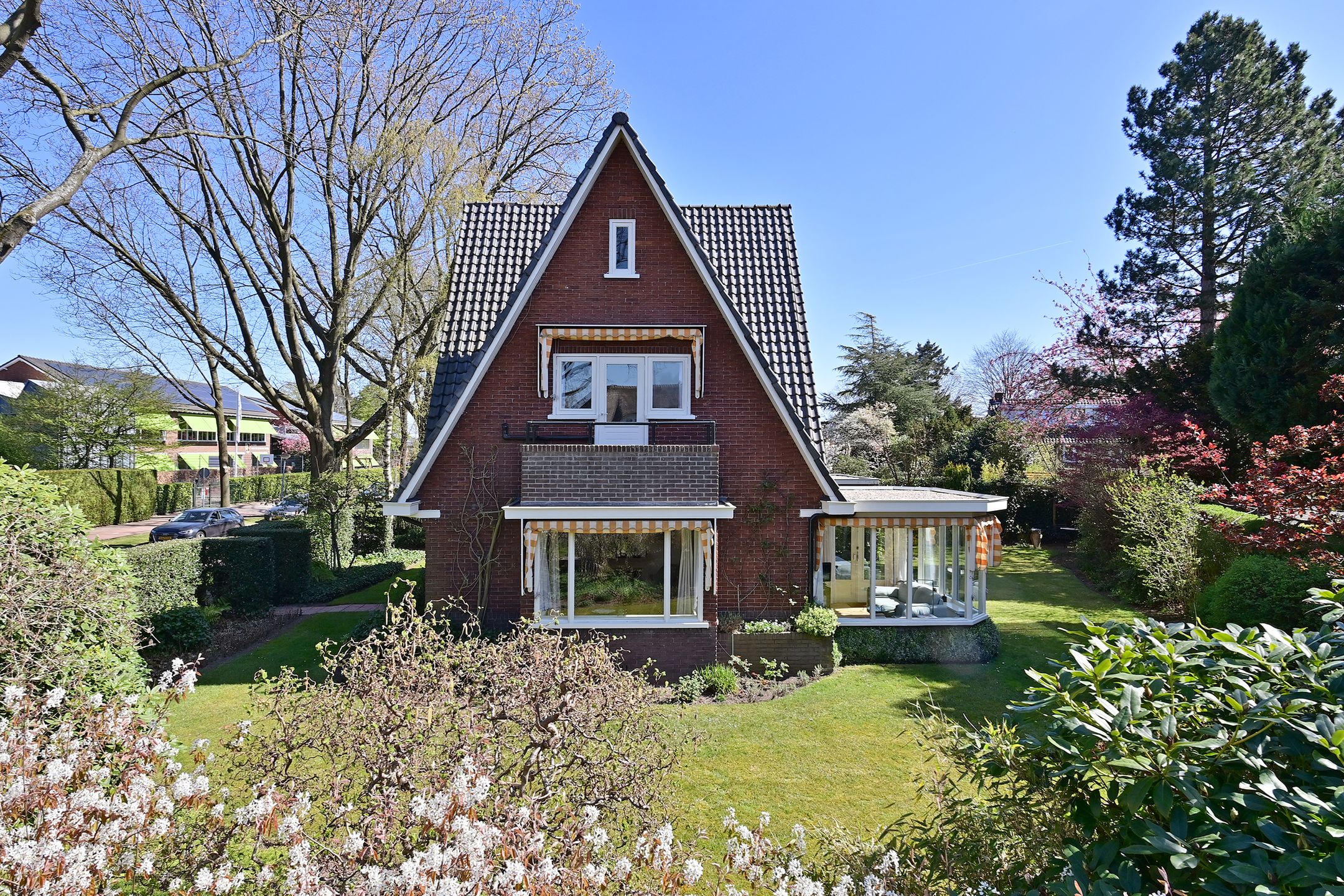 Foto 15 van Van der Duyn van Maasdamlaan 25