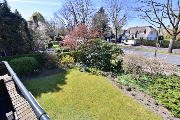 Foto 18 van Van der Duyn van Maasdamlaan 25