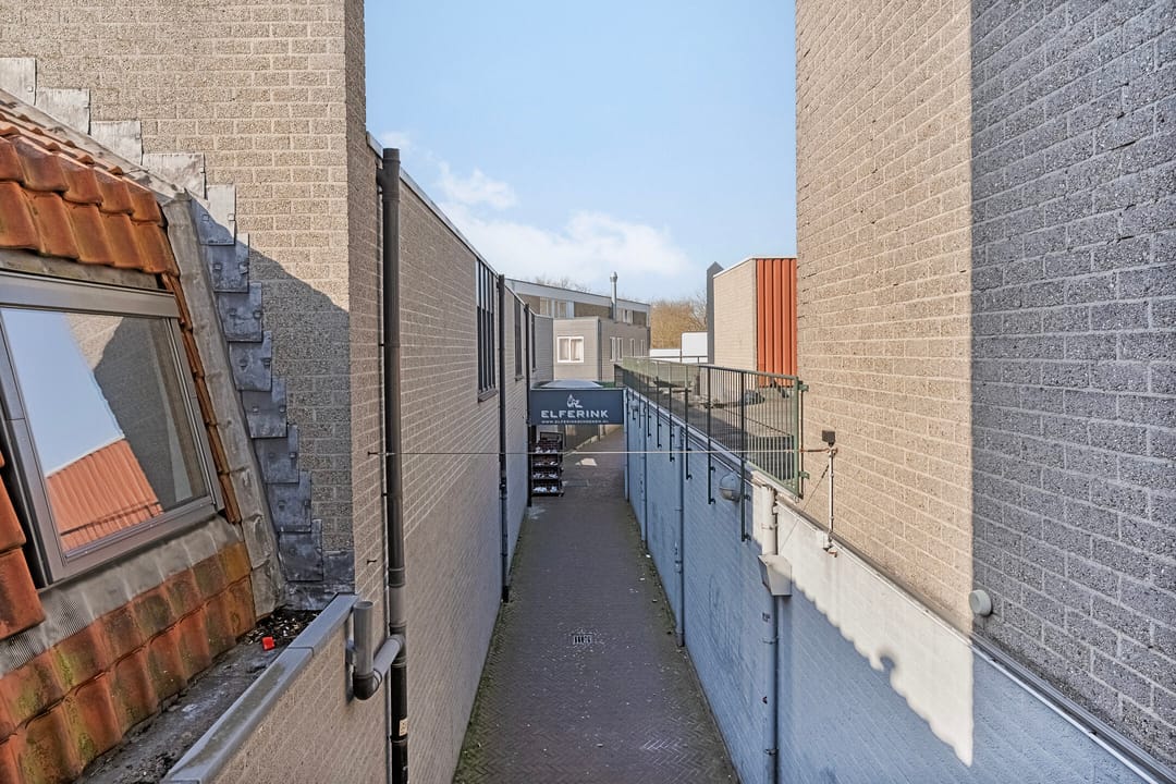 Photo 22 of Grotestraat 24