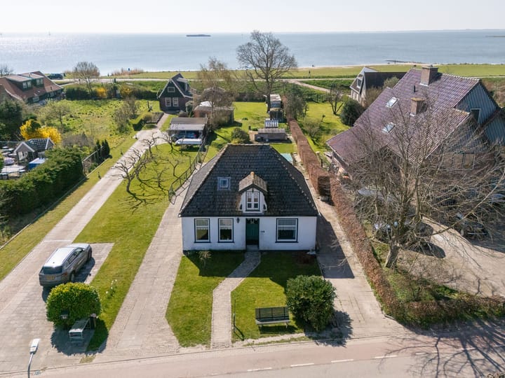 Foto 1 van Dorpsweg 142