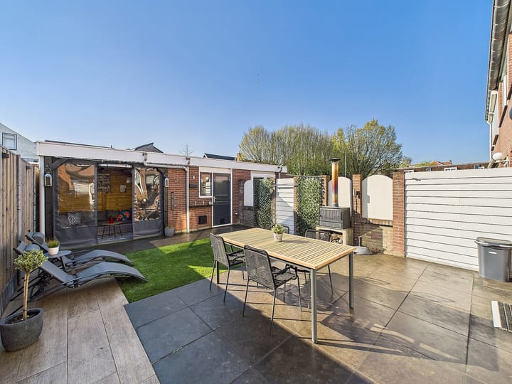 Foto 25 van Azaleastraat 22