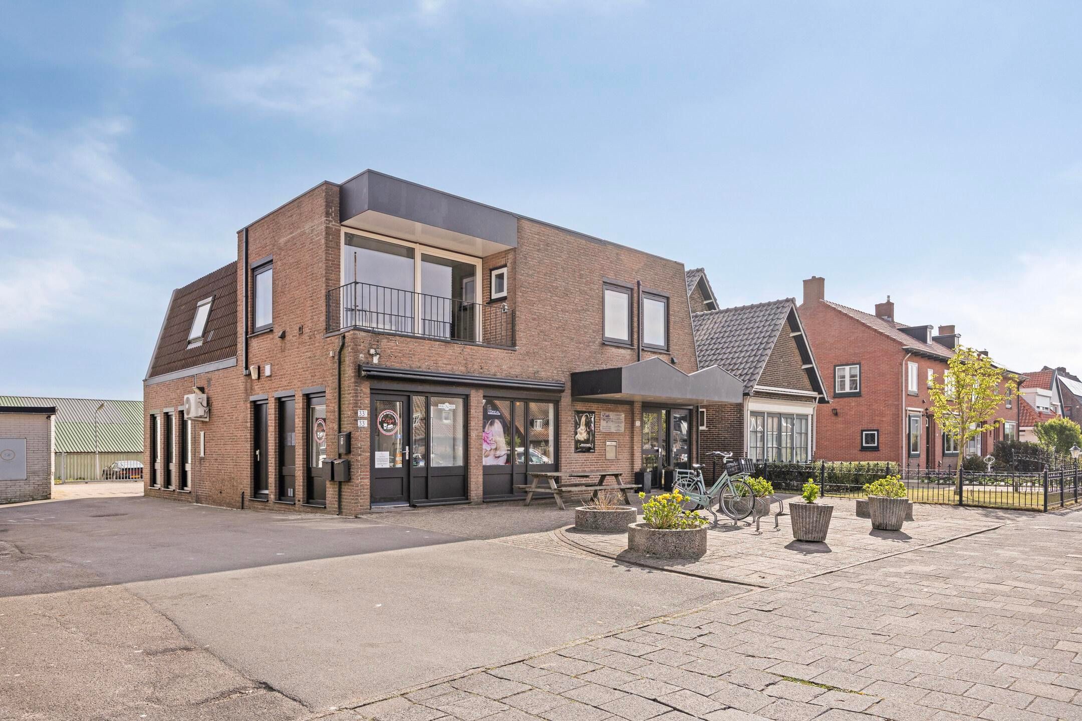 Photo 3 of Machineweg 33-B