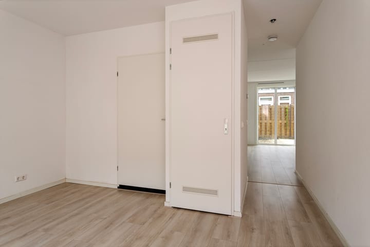 Photo 6 of Vijfhuizerstraat 22-M