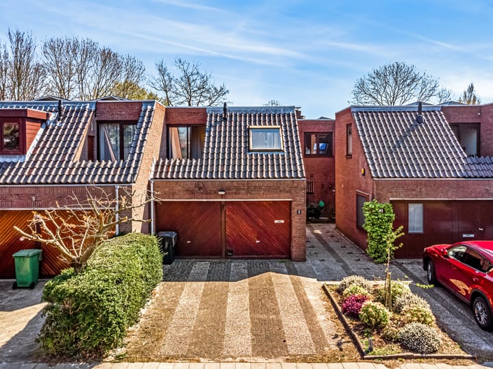 Foto 2 van Sam van Houtenplein 3