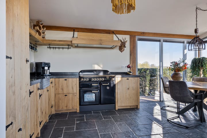 Foto 12 van Rolafseweg 1