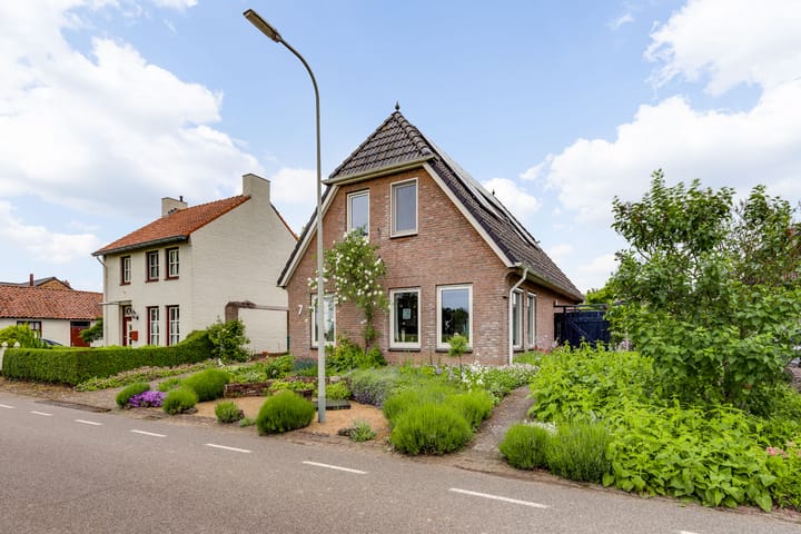 Foto 2 van Moeder Magdalenastraat 7