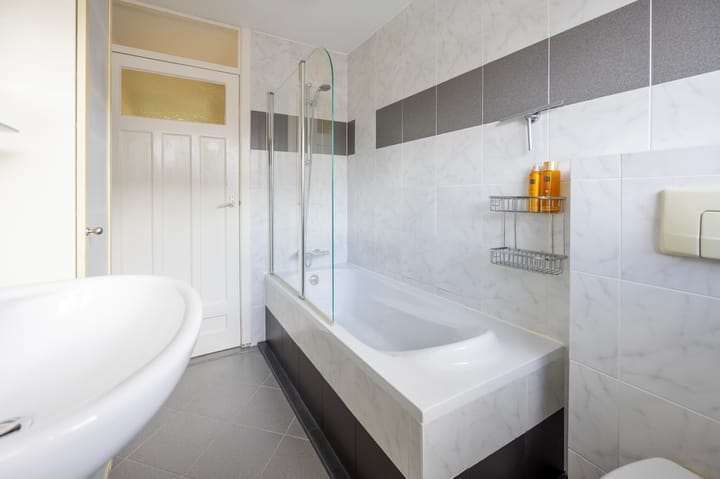 Foto 29 van Medanstraat 7